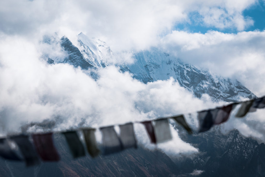  Mountains Everest 